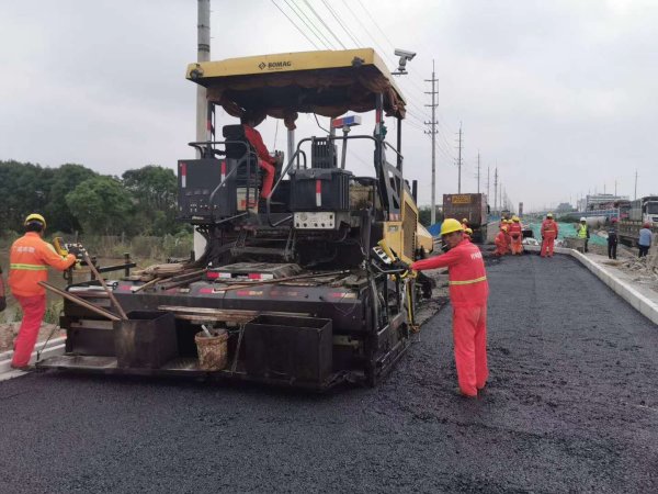 沥青道路施工混凝土面层的3个标准密度